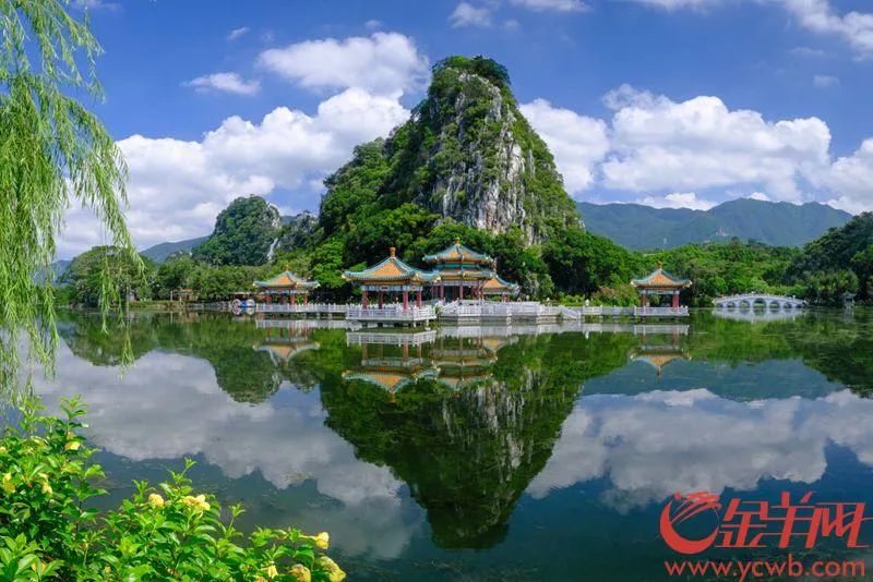 肇慶七星巖五龍亭