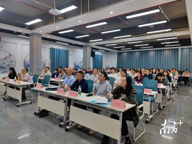 2024年度清遠(yuǎn)市網(wǎng)絡(luò)文明宣傳員培訓(xùn)班在清新區(qū)浸潭鎮(zhèn)舉行。南方+記者 邱淑平 攝