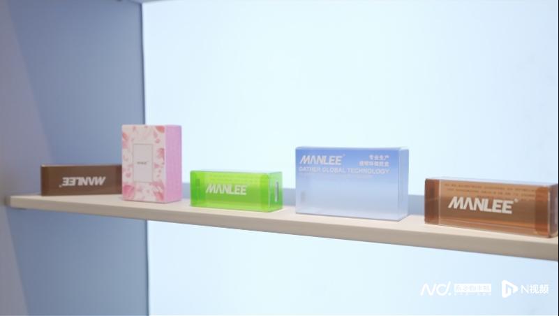 萬(wàn)利科技生產(chǎn)的環(huán)保膠盒。南都、N視頻記者陳燦榮 攝