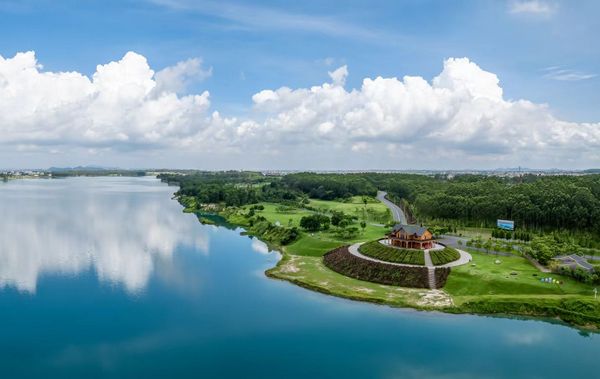 露天礦生態(tài)公園