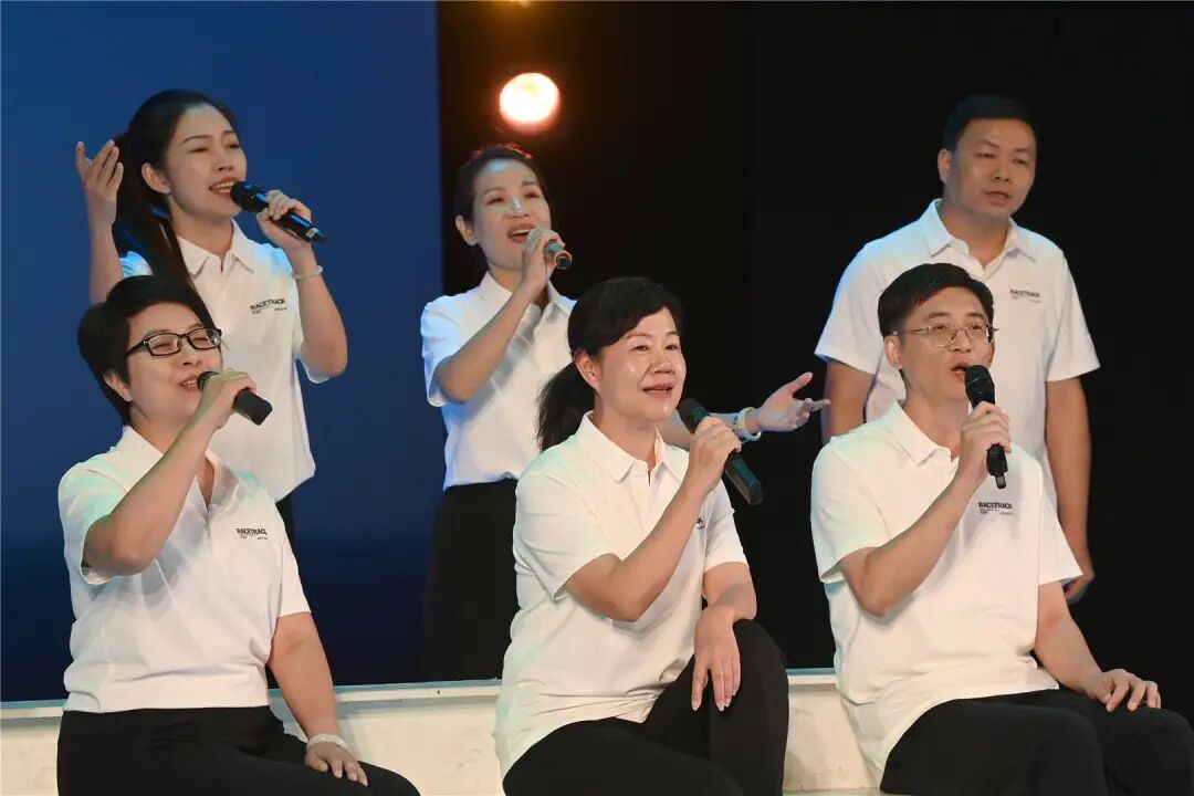 市總工會(huì)合唱《親愛的你啊》